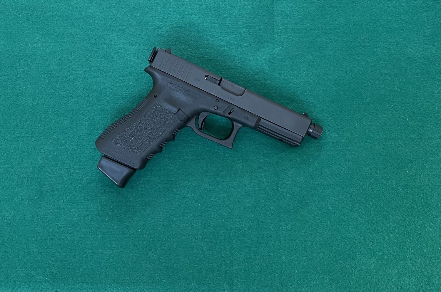 Glock 17 Gen3 mit Gewindelauf – Bild 2